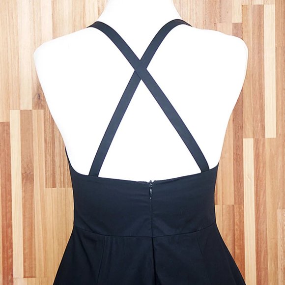 Black Cute Halter Dress - Picture 4 of 6